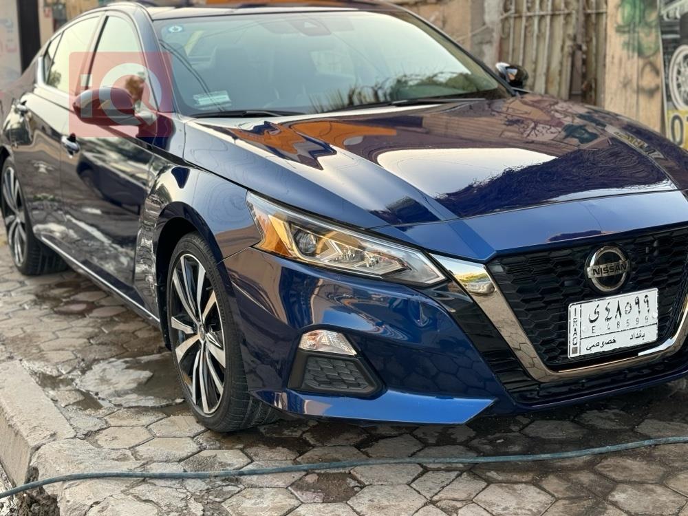 نيسان ألتيما